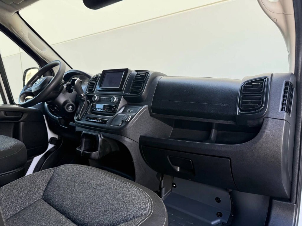 2023 RAM Promaster Image 19