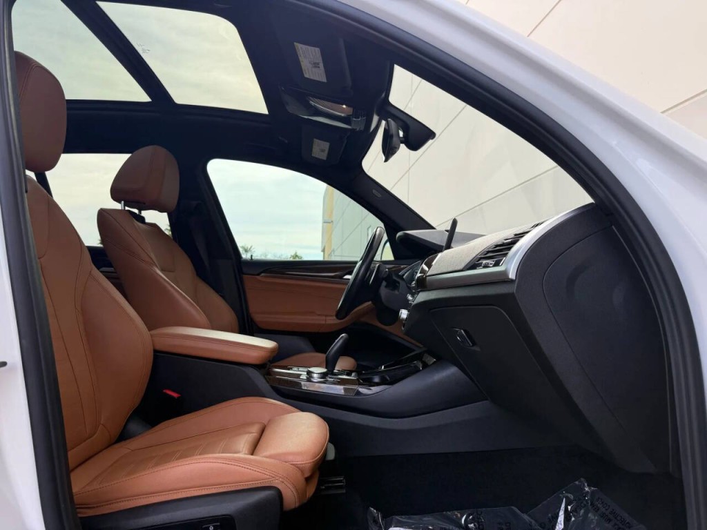 2018 BMW X3 Image 19