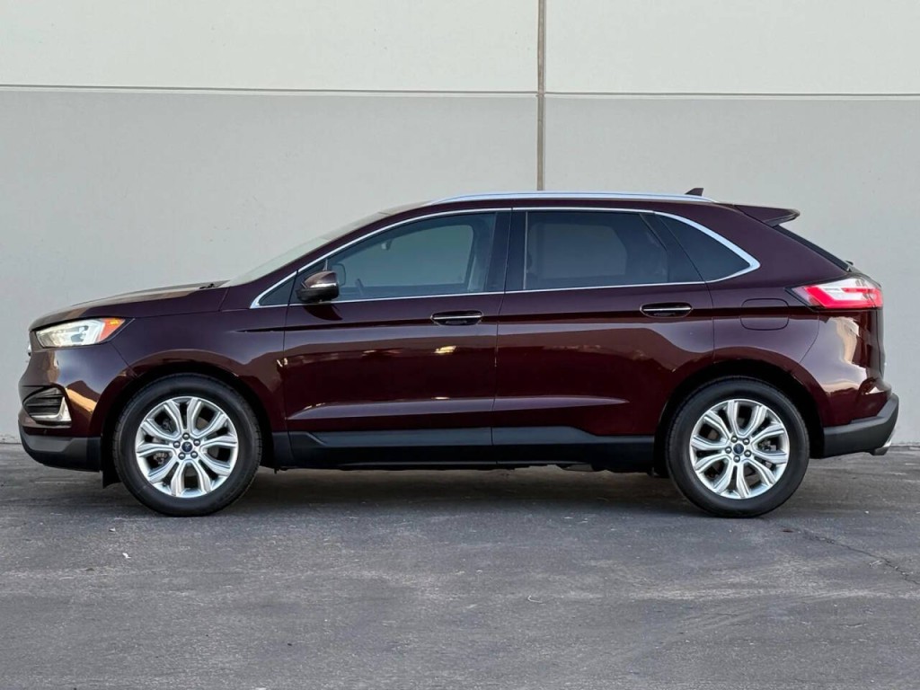 2020 Ford Edge Image 5
