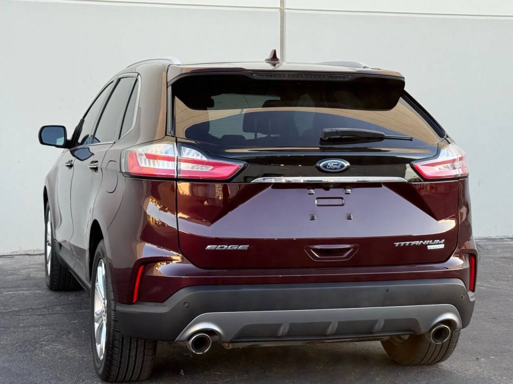 2020 Ford Edge Image 6
