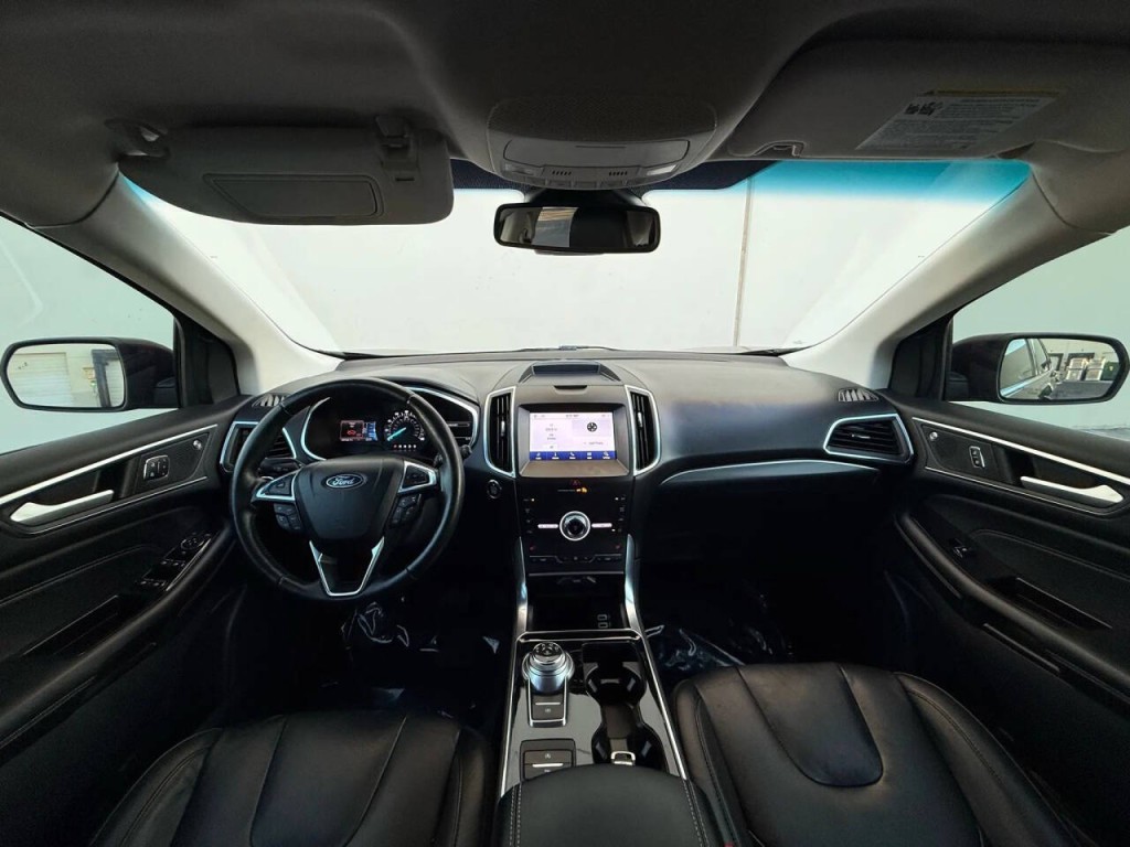 2020 Ford Edge Image 13