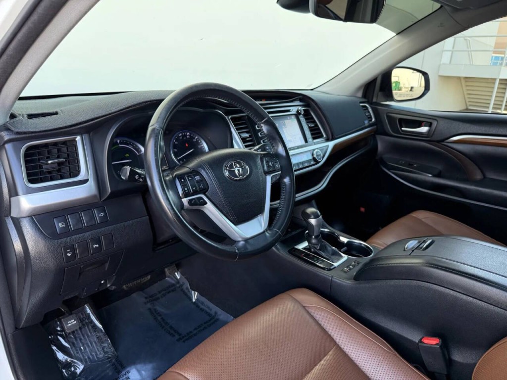 2018 Toyota Highlander Image 10