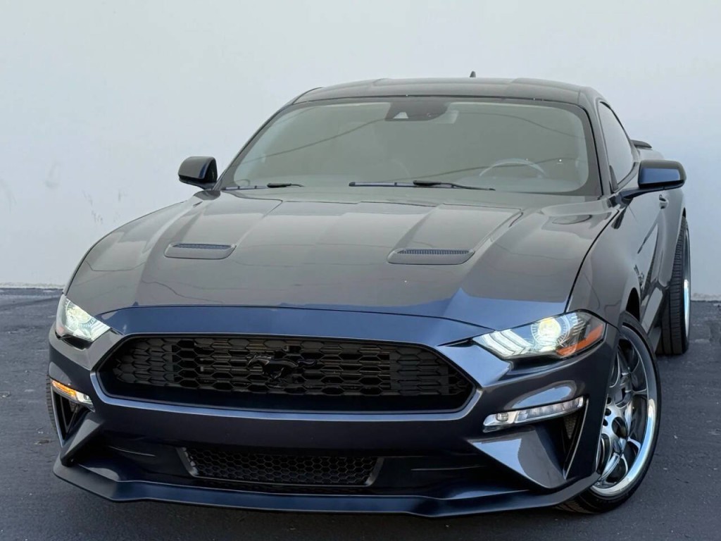 2023 Ford Mustang Image 4
