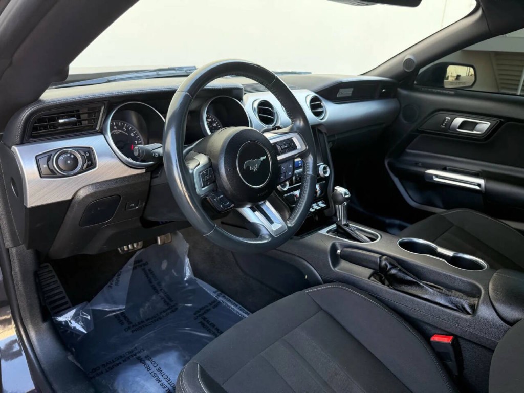 2023 Ford Mustang Image 11