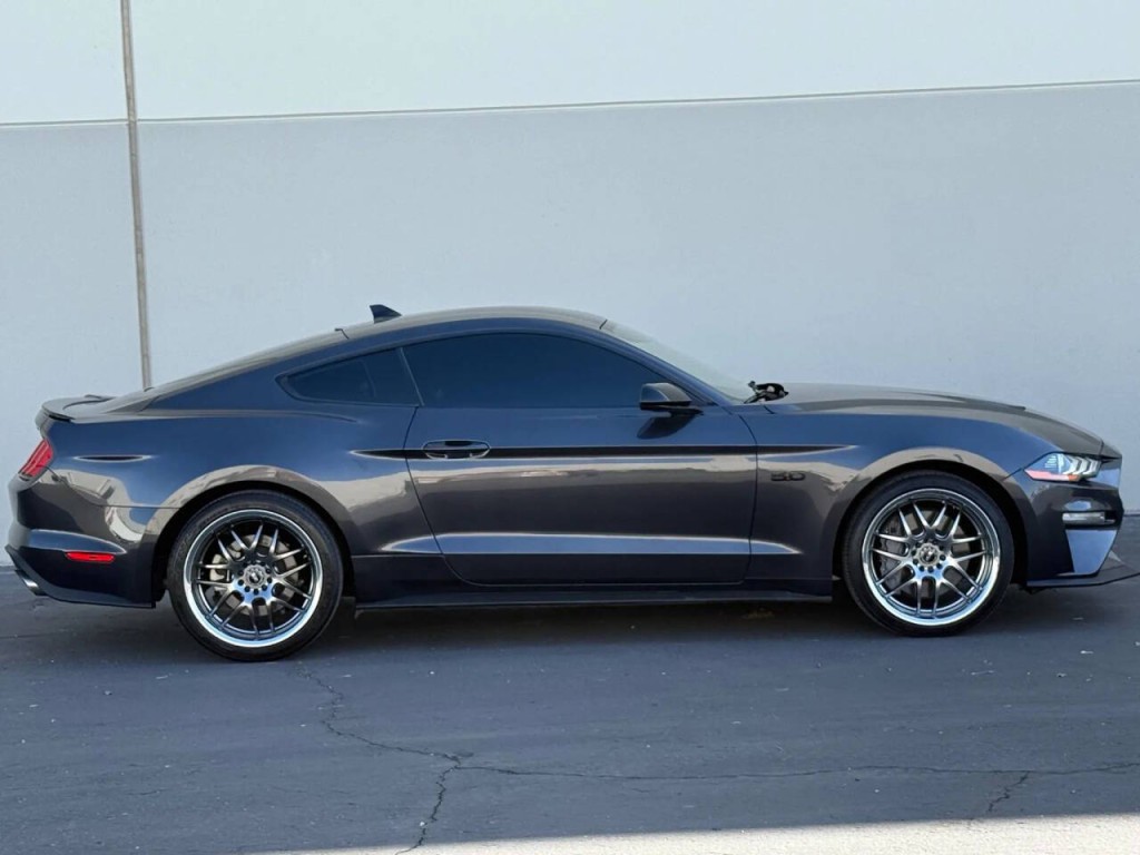 2023 Ford Mustang Image 4