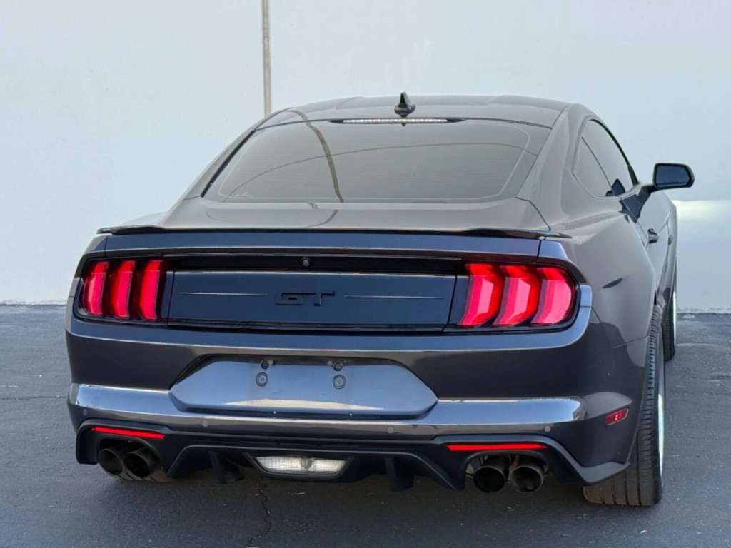 2023 Ford Mustang Image 8