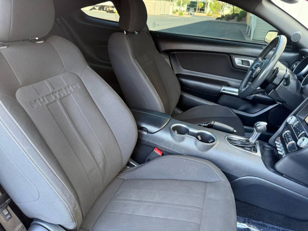 2023 Ford Mustang Image 14