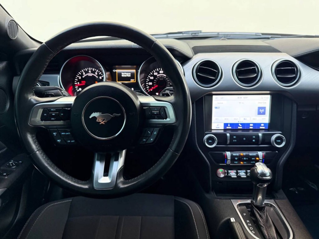 2023 Ford Mustang Image 19