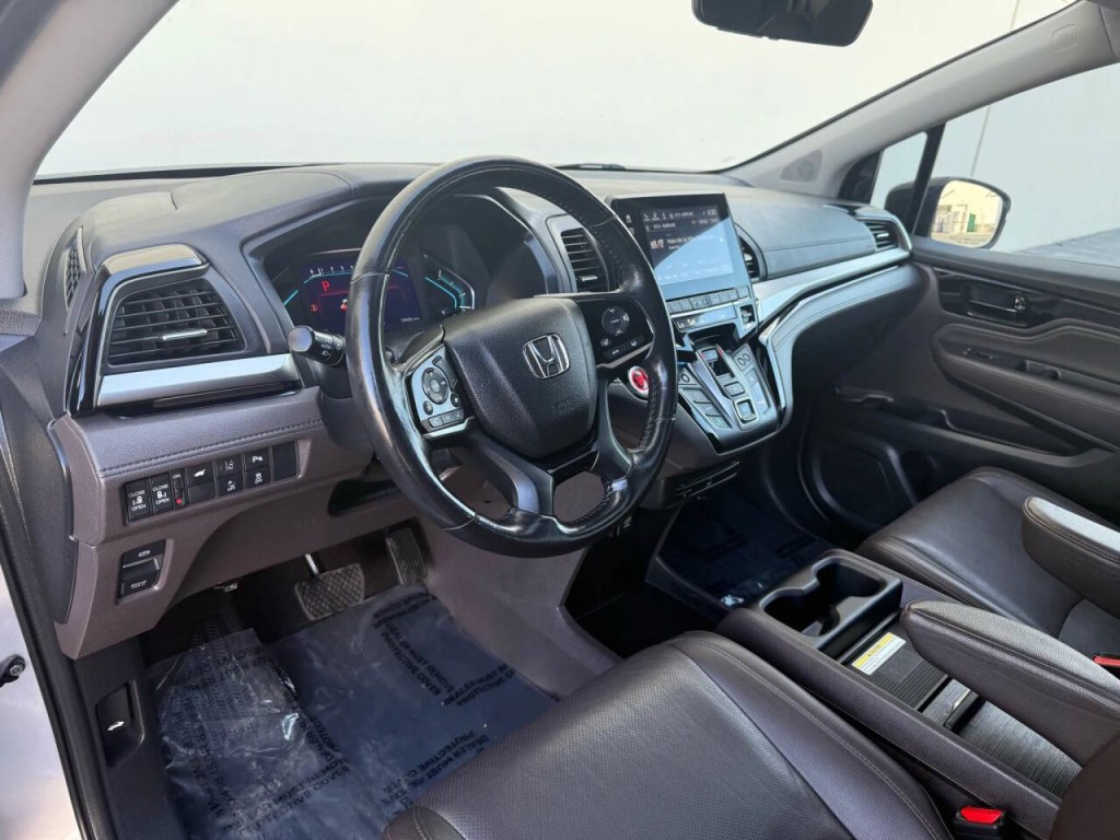 2018 Honda Odyssey Image 9