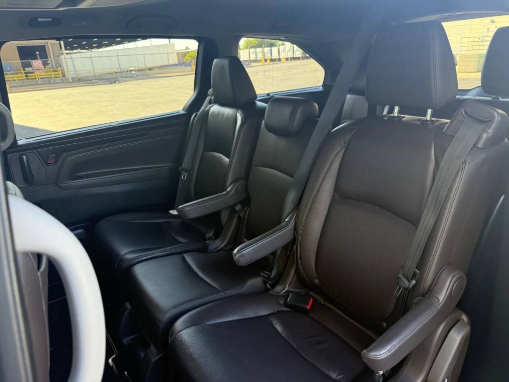 2018 Honda Odyssey Image 14