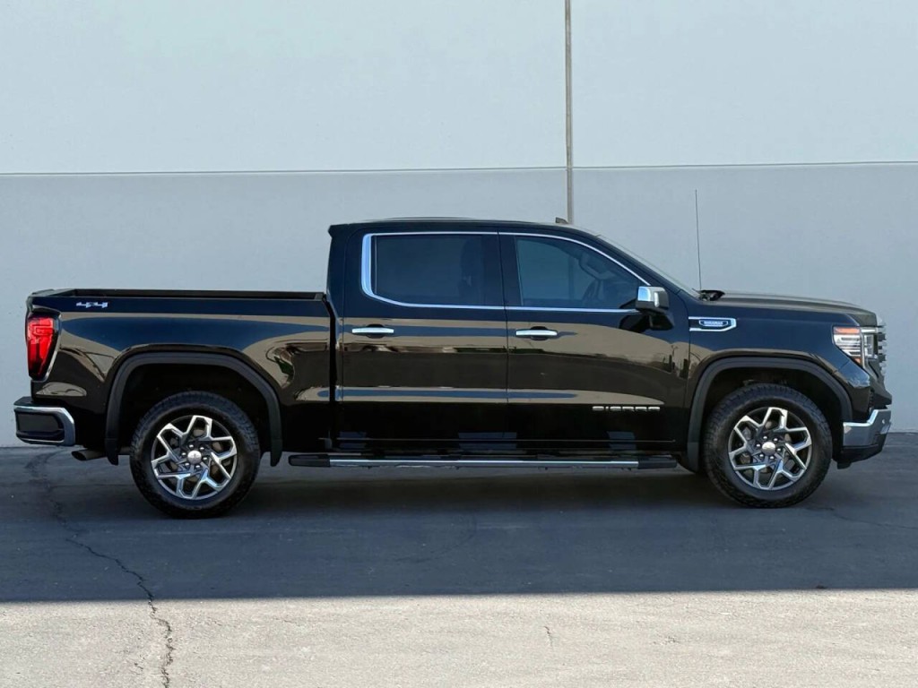 2022 GMC Sierra 1500 Image 4