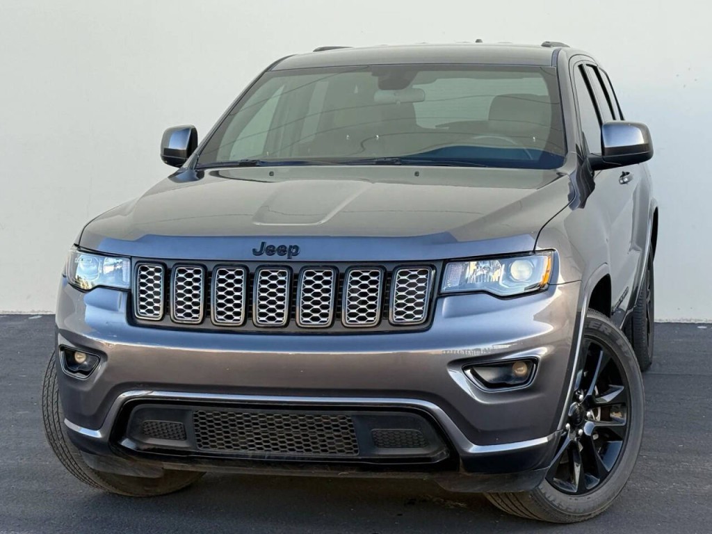 2021 Jeep Grand Cherokee Image 3