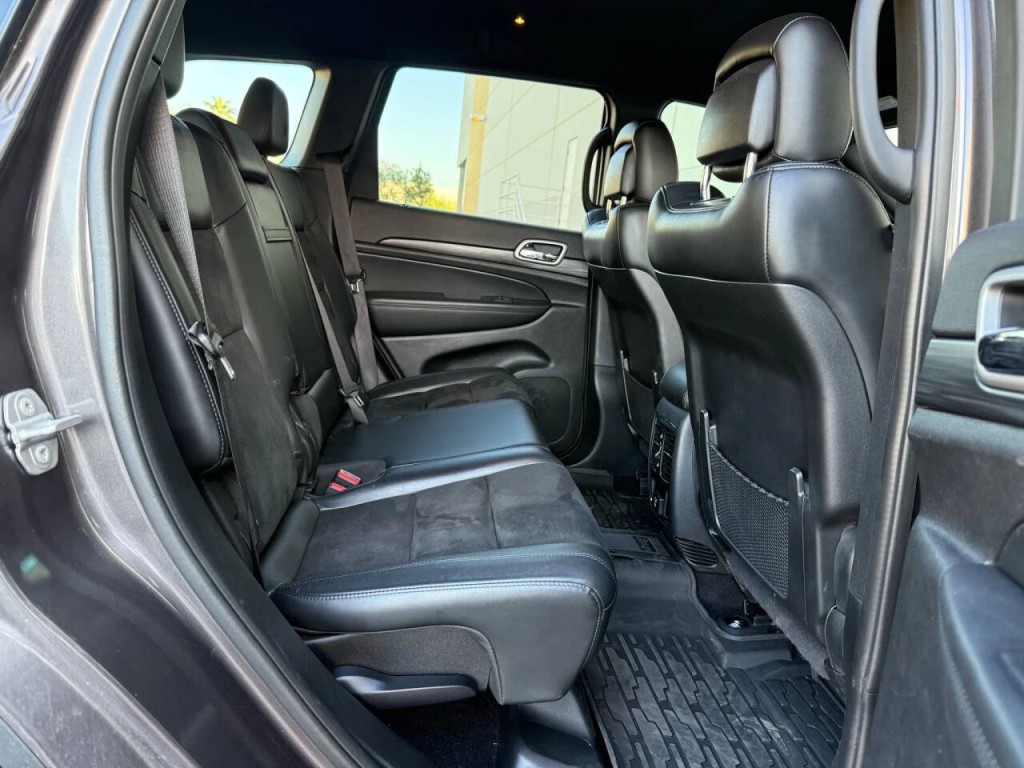 2021 Jeep Grand Cherokee Image 16