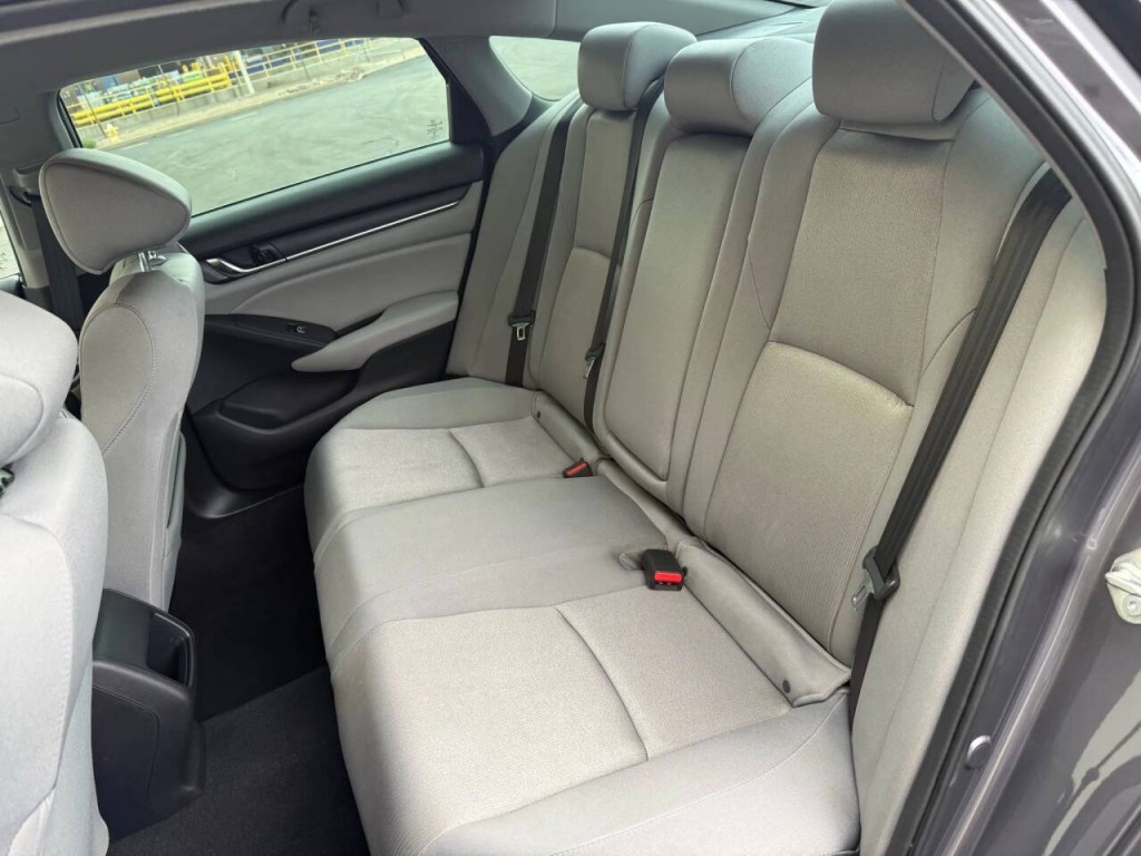 2020 Honda Accord Image 14