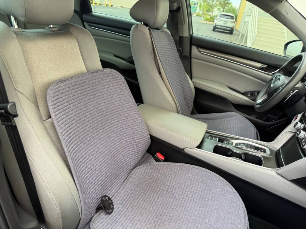 2020 Honda Accord Image 17