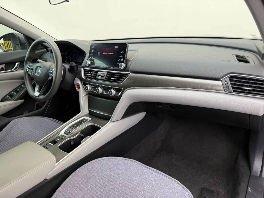 2020 Honda Accord Image 18