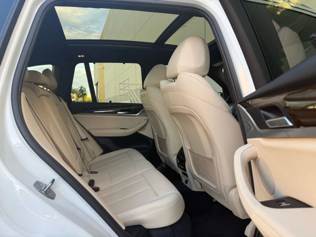 2019 BMW X3 Image 16