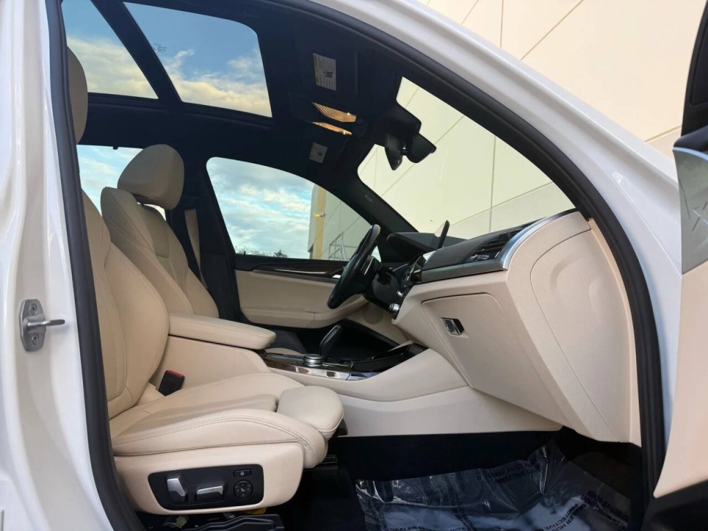 2019 BMW X3 Image 18