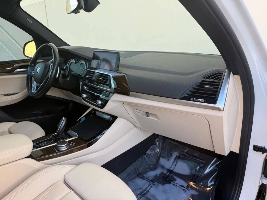 2019 BMW X3 Image 19