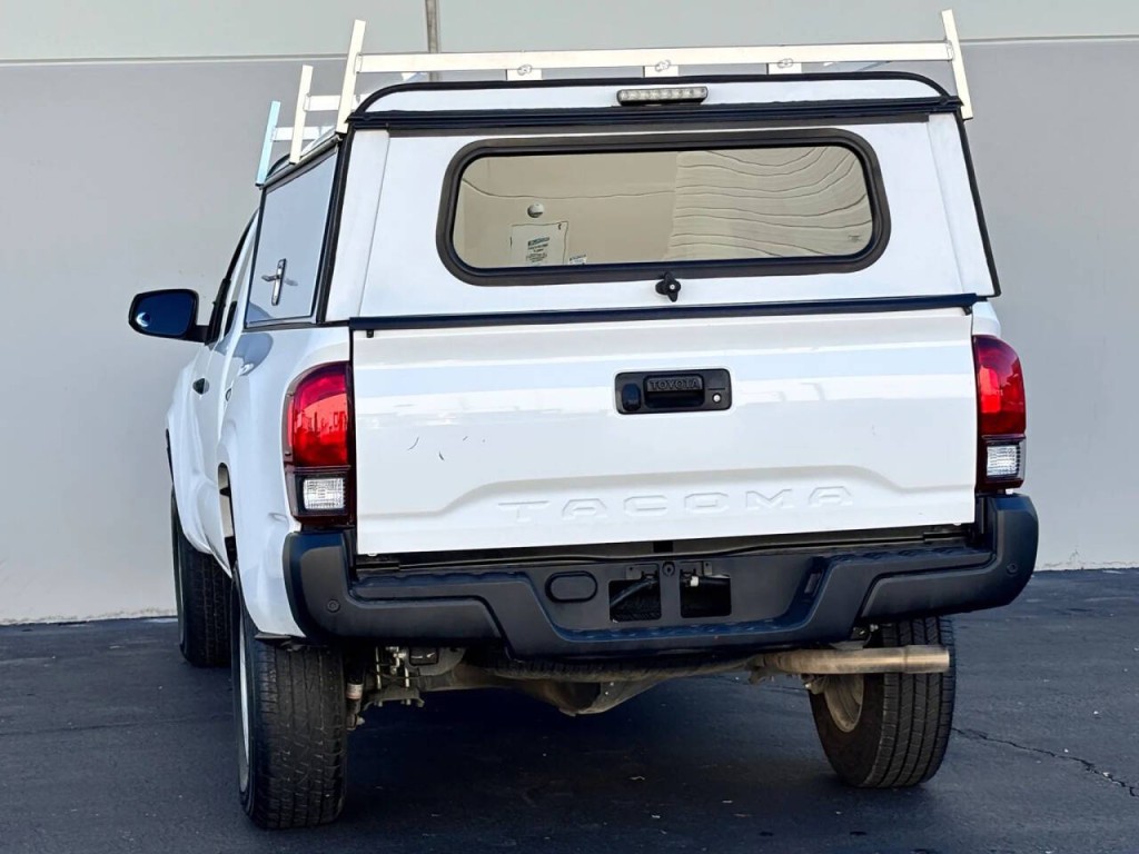 2022 Toyota Tacoma Image 6