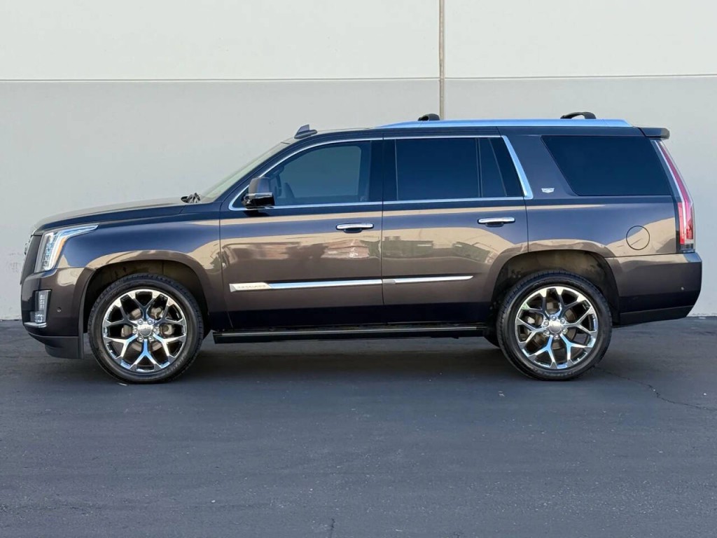 2017 Cadillac Escalade Image 5