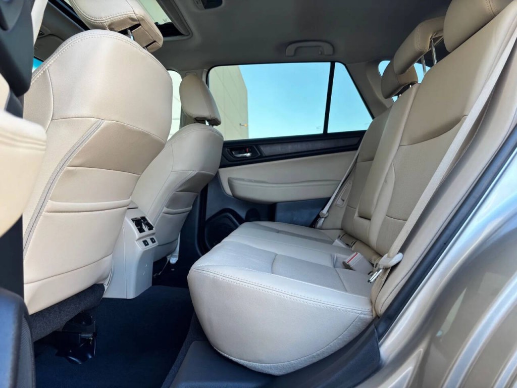 2017 Subaru Outback Image 14