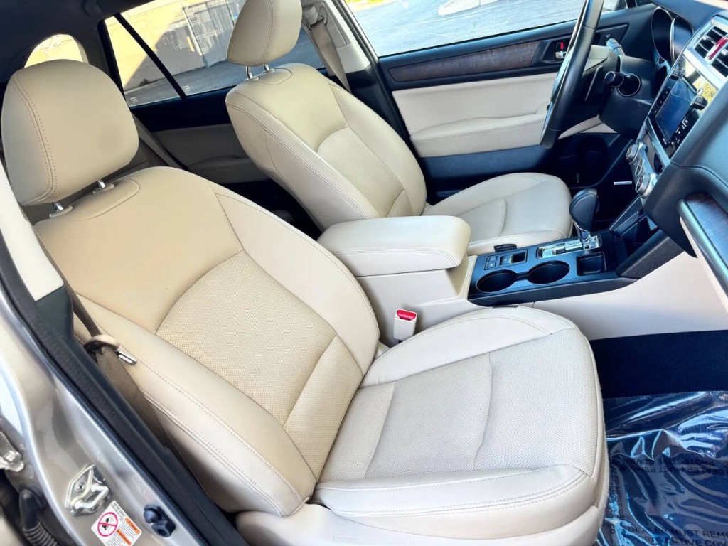 2017 Subaru Outback Image 19