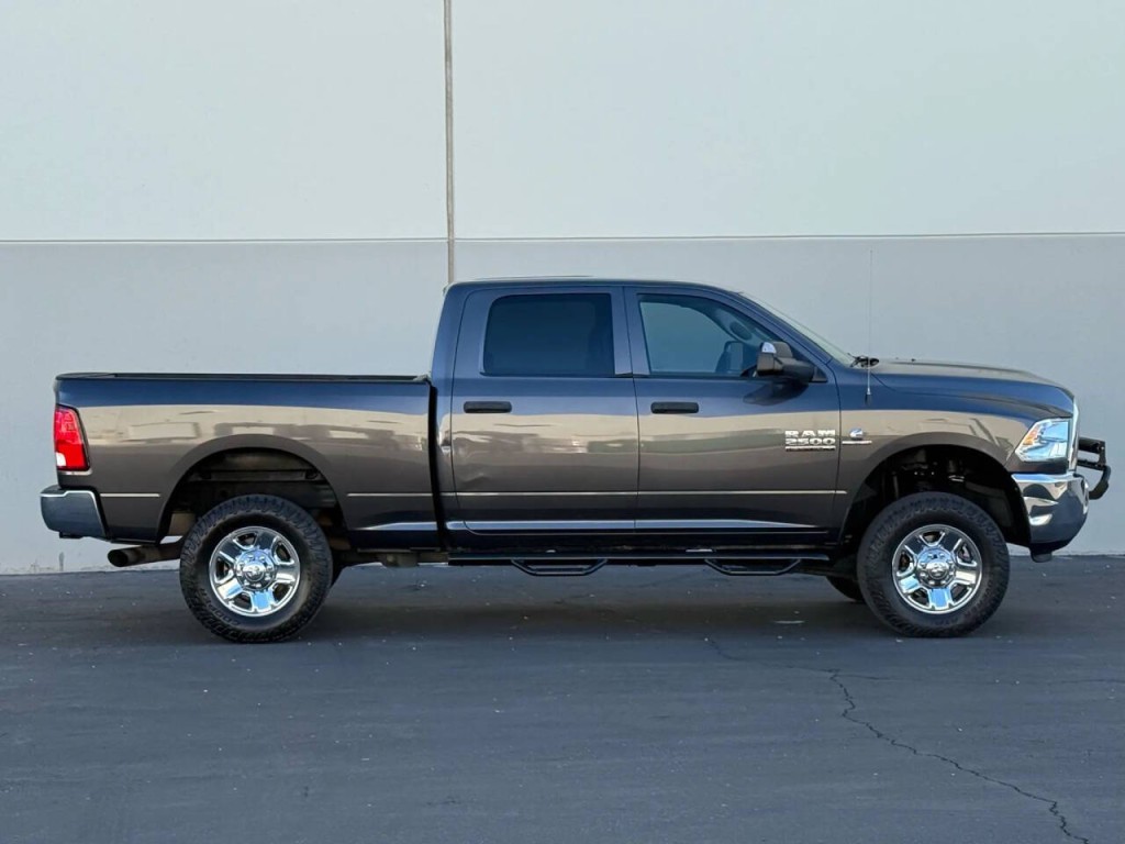 2018 RAM 2500 Image 4