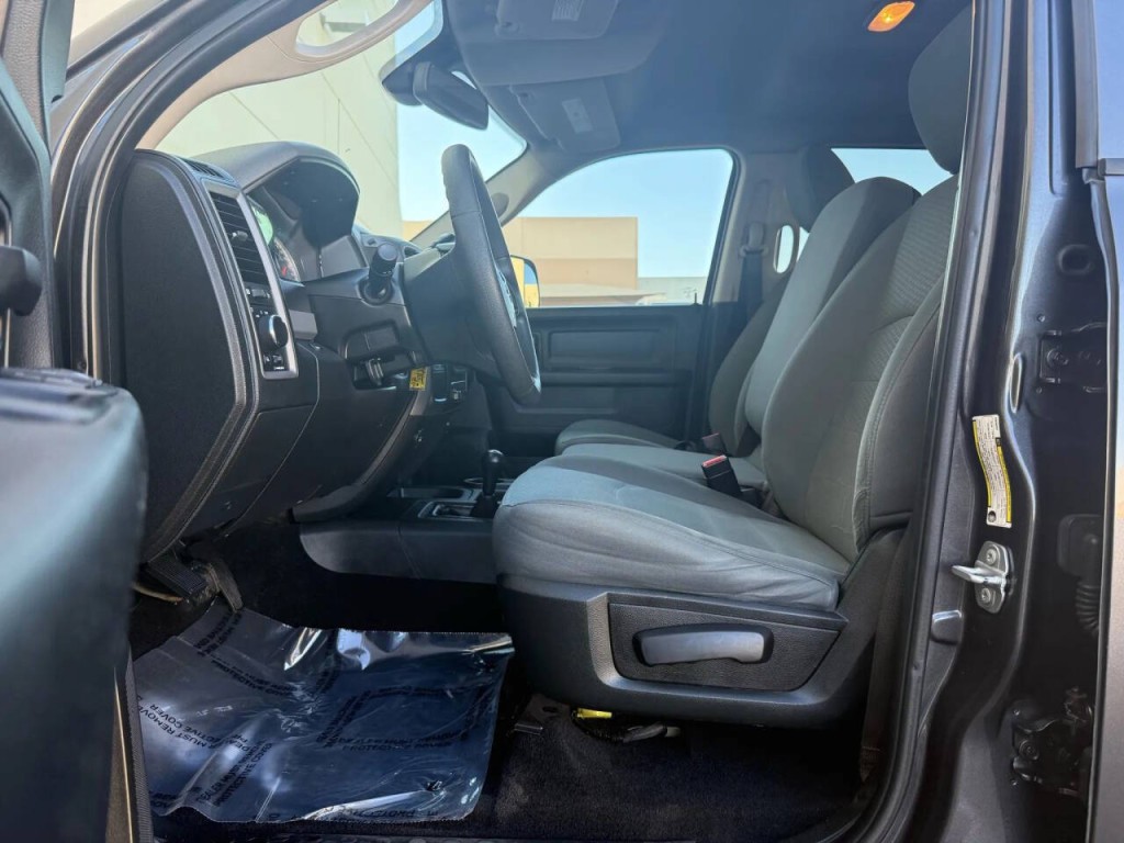 2018 RAM 2500 Image 9