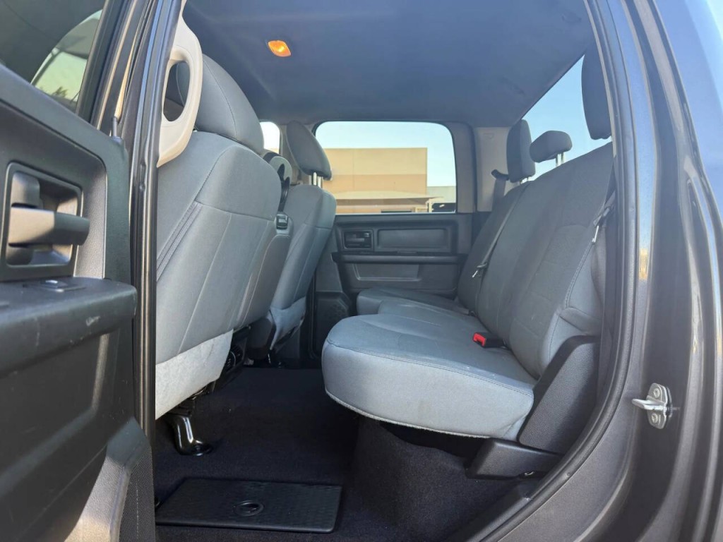 2018 RAM 2500 Image 14