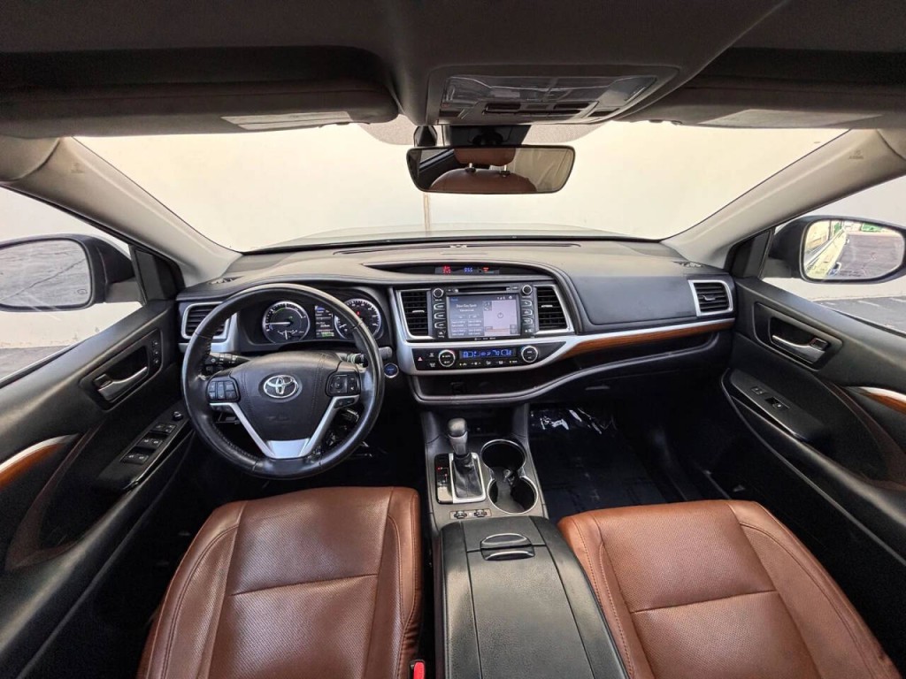 2018 Toyota Highlander Image 13