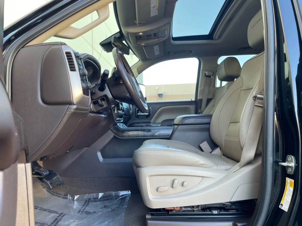 2016 GMC Sierra 2500 Image 12