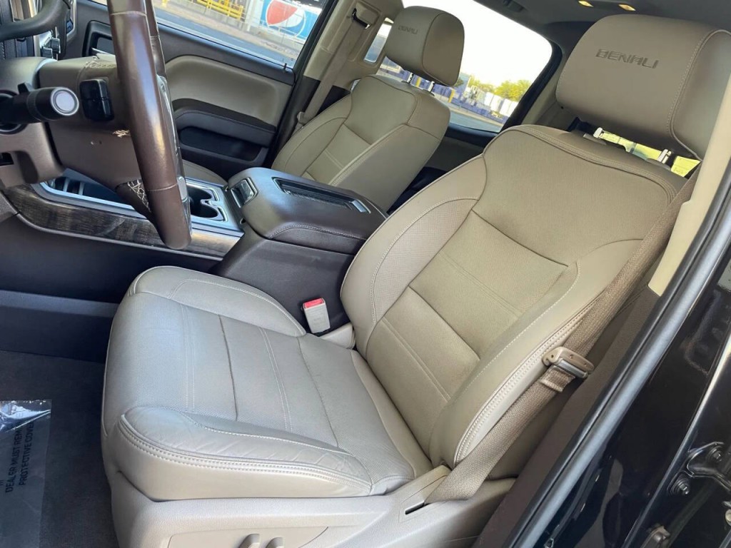 2016 GMC Sierra 2500 Image 13