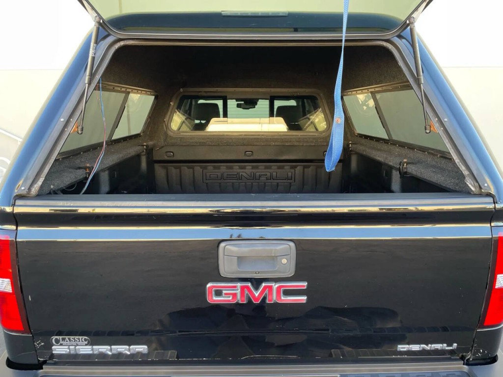 2016 GMC Sierra 2500 Image 22