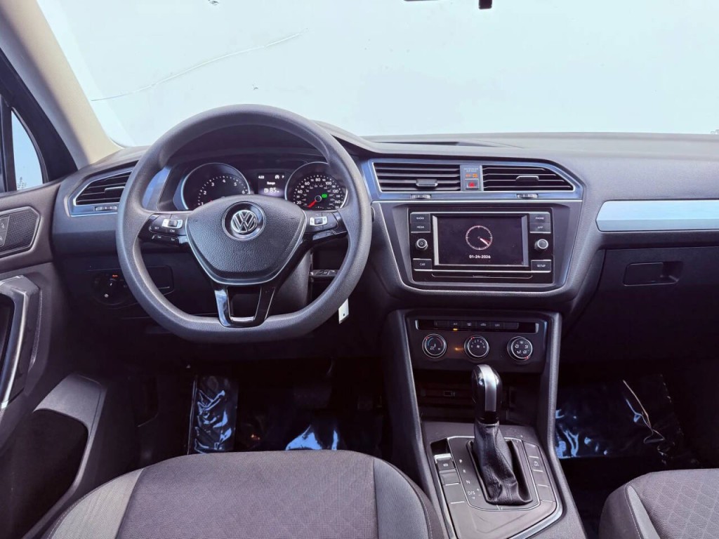 2018 Volkswagen Tiguan Image 12