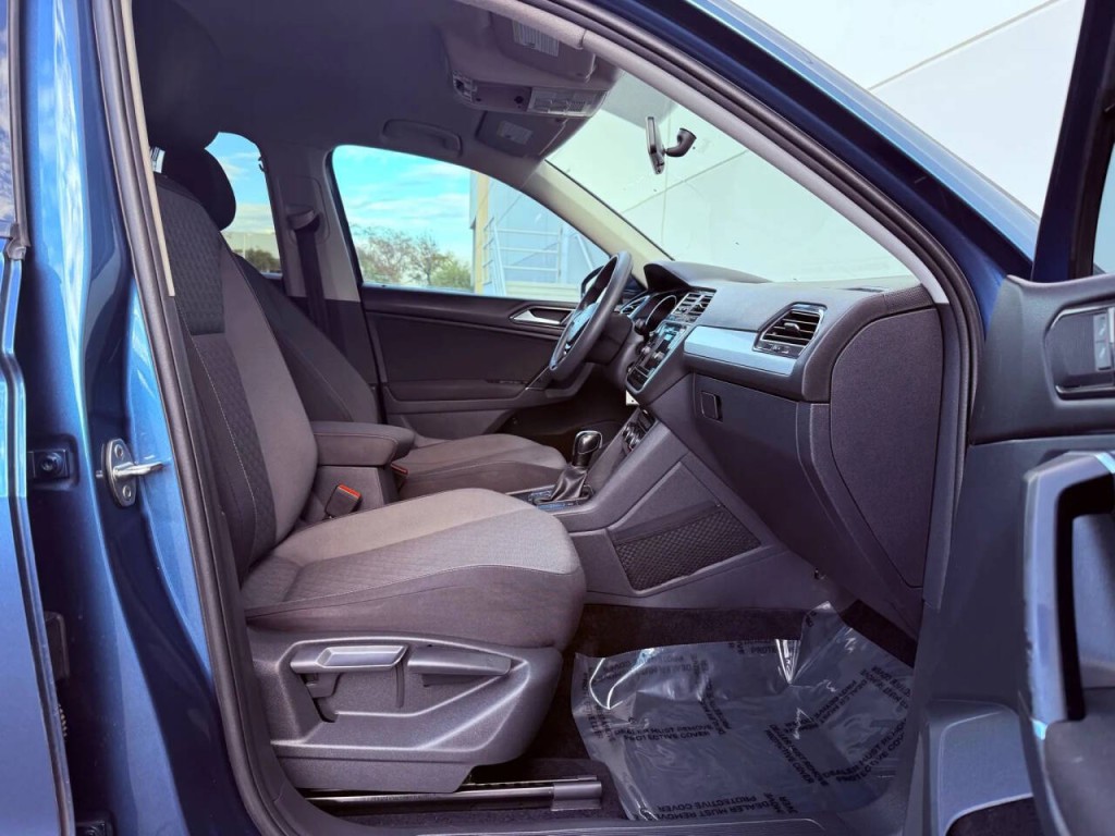 2018 Volkswagen Tiguan Image 18