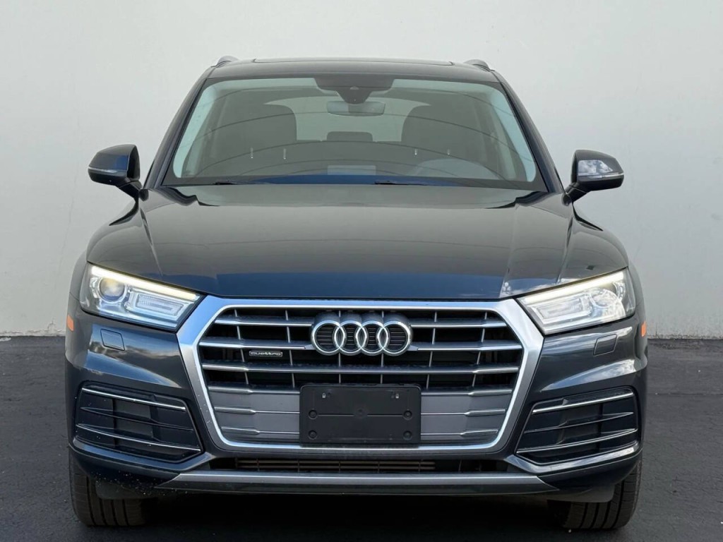 2019 Audi Q5 Image 2