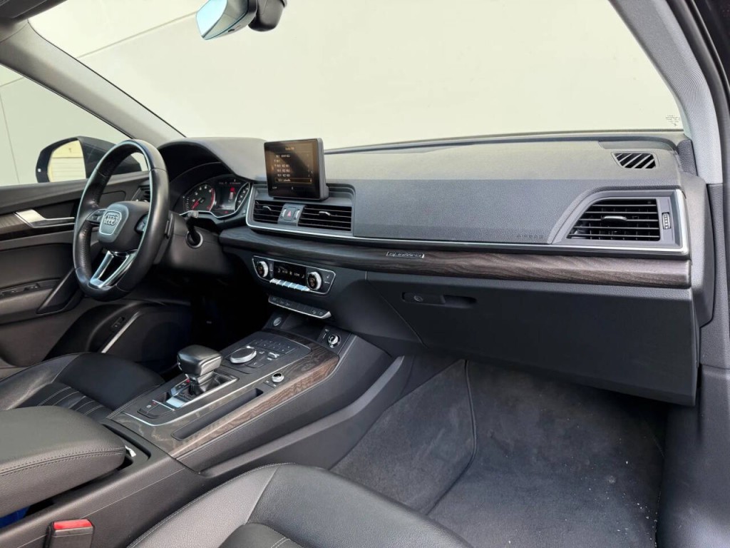 2019 Audi Q5 Image 17
