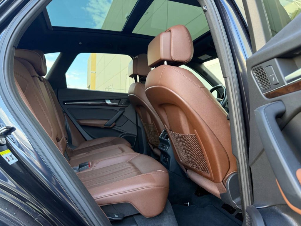 2019 Audi Q5 Image 16