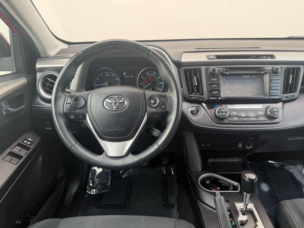 2017 Toyota Rav4 Image 12