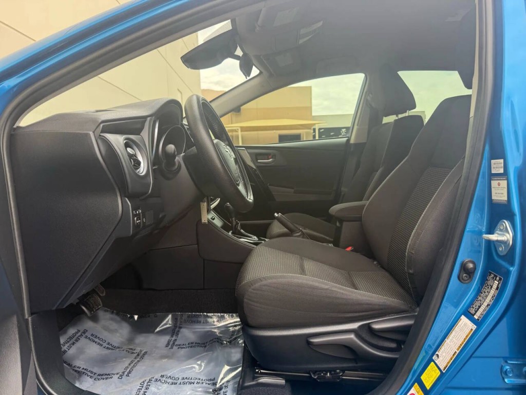 2018 Toyota Corolla Image 9