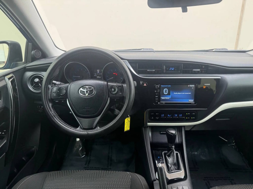2018 Toyota Corolla Image 12