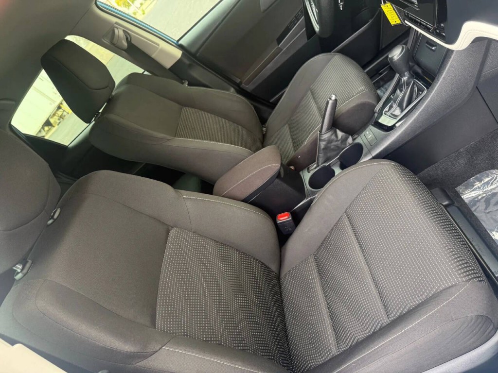 2018 Toyota Corolla Image 20