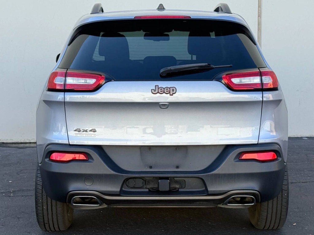 2017 Jeep Cherokee Image 7