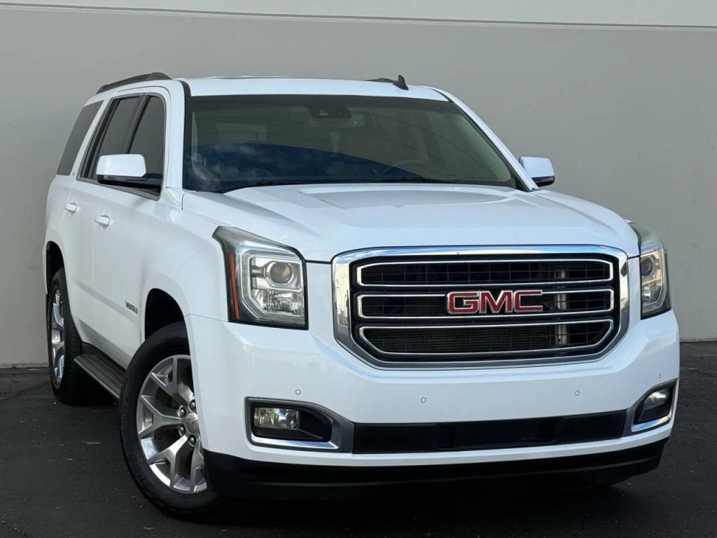 2015 GMC Yukon Image 1