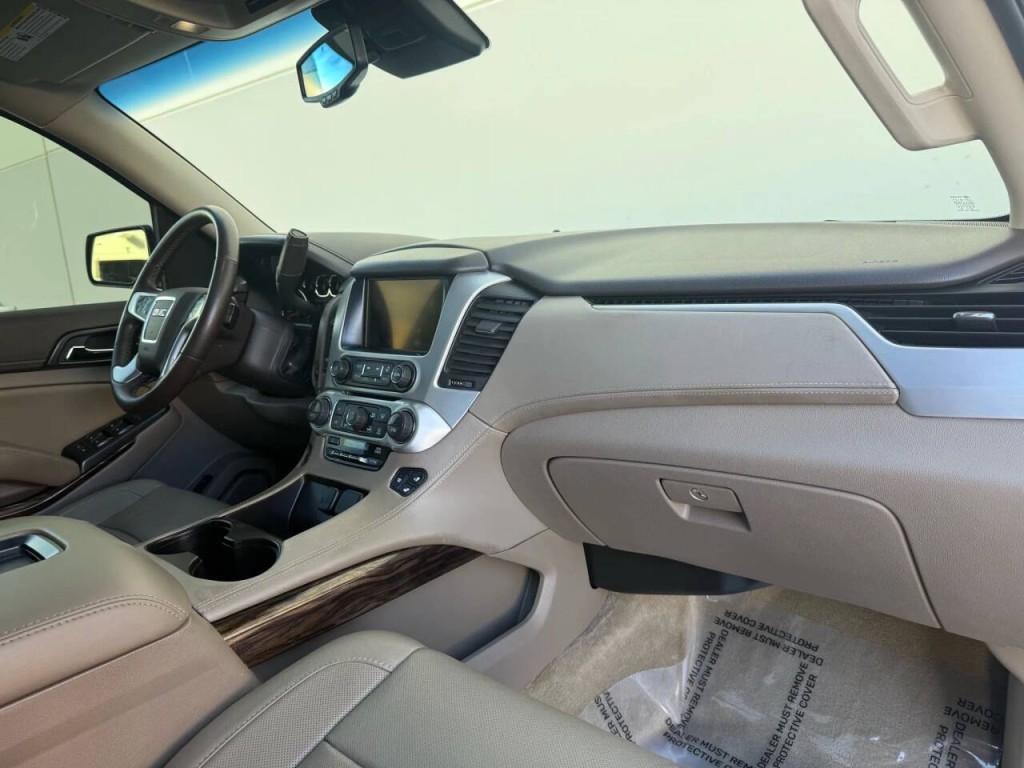 2015 GMC Yukon Image 22