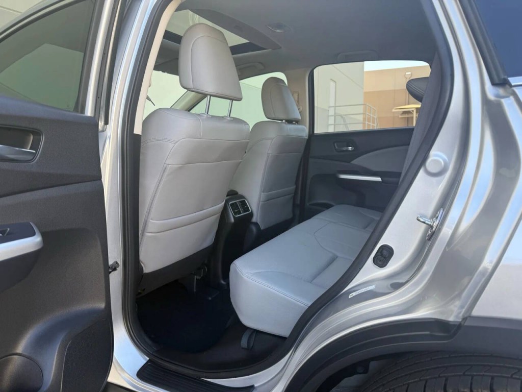 2015 Honda CR-V Image 14
