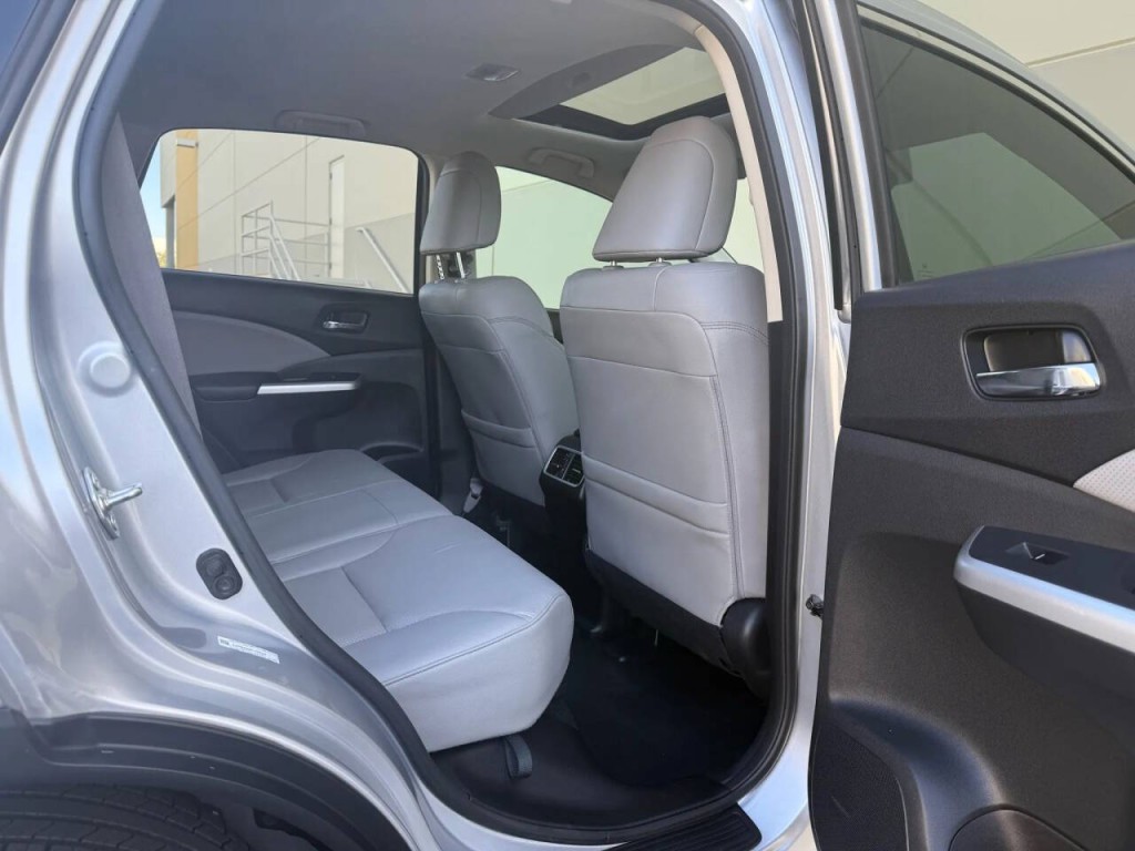 2015 Honda CR-V Image 16