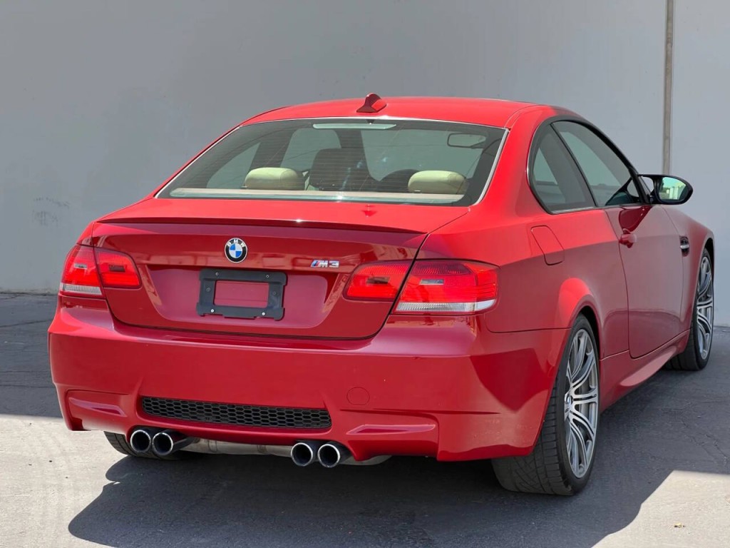 2009 BMW M3 Image 11