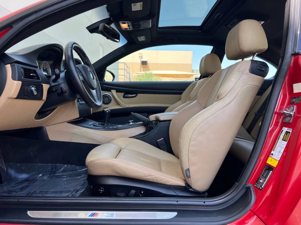 2009 BMW M3 Image 12